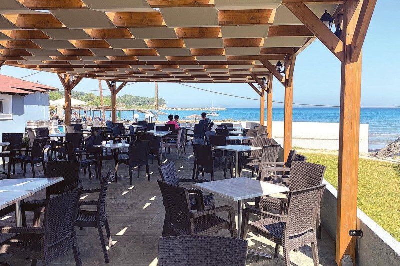 Korfu utazás Angela Beach