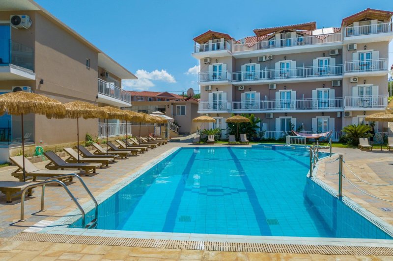 Zakynthos utazás Aparthotel Amoudi