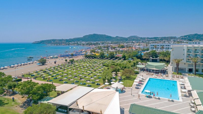 Rodosz Faliraki utazás Apollo Beach