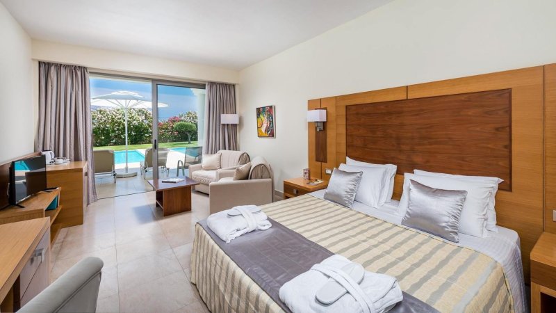 Junior lakosztály saját medencével