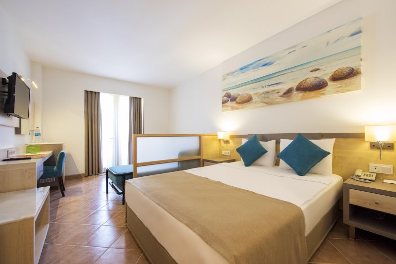 Alanya utazás Aqi Pegasos Club