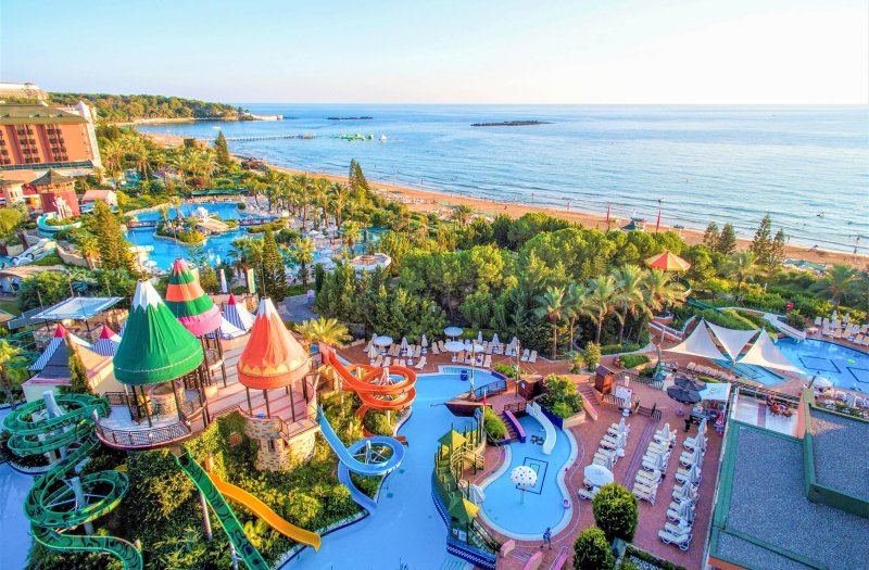 Alanya utazás Aqi Pegasos Royal