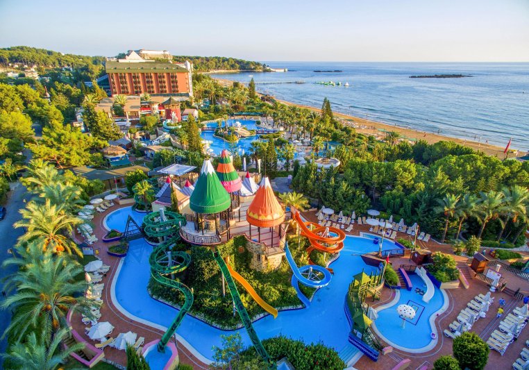 Alanya utazás Aqi Pegasos Royal