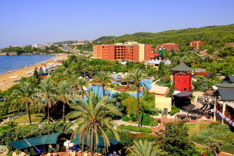 Alanya utazás Aqi Pegasos Royal