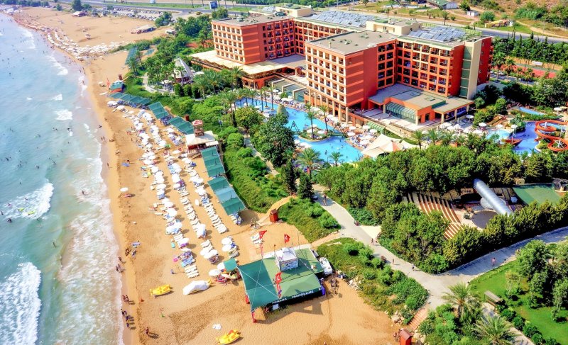 Alanya utazás Aqi Pegasos Royal