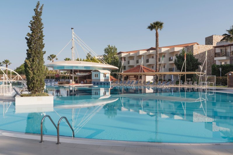 Kusadasi utazás Aqua Fantasy