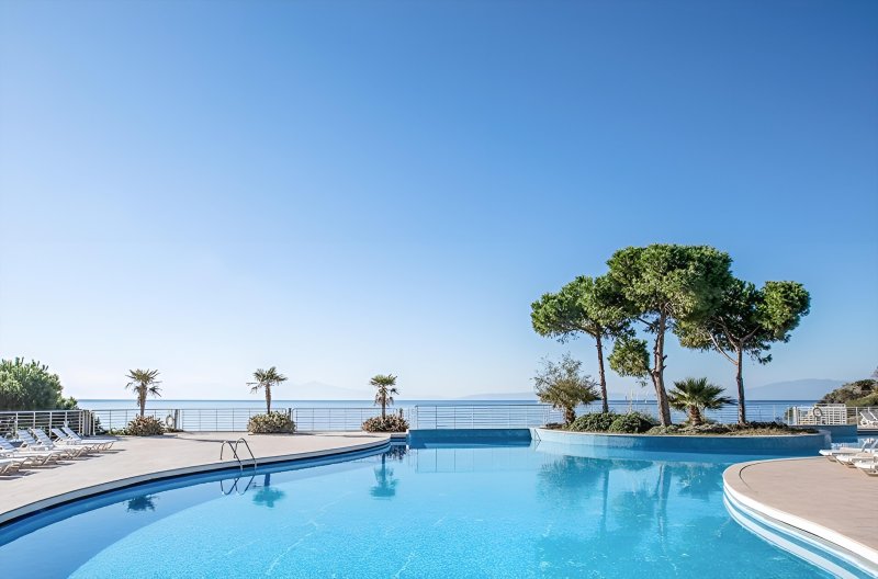 Kusadasi utazás Aria Claros Beach And Spa