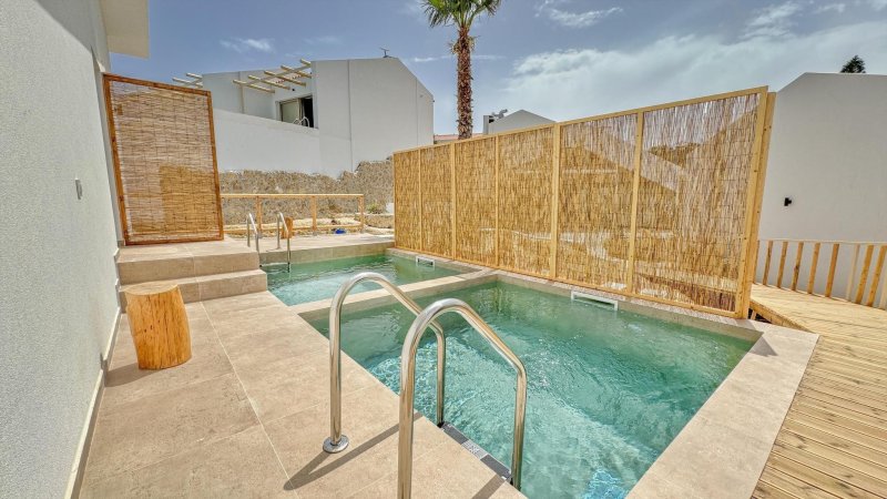 Kétágyas szoba, privát medence