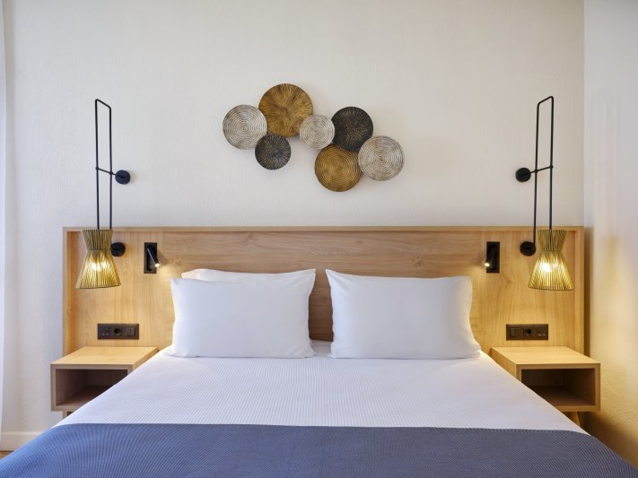 Kréta Platanias utazás Atlantica Ocean Beach