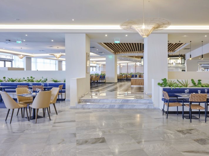 Kréta Platanias utazás Atlantica Ocean Beach