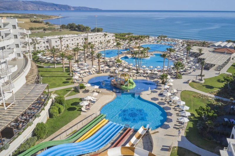 Kréta Platanias utazás Atlantica Ocean Beach