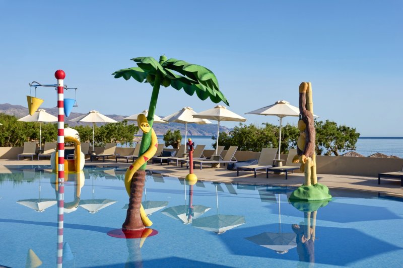 Kréta Platanias utazás Atlantica Ocean Beach