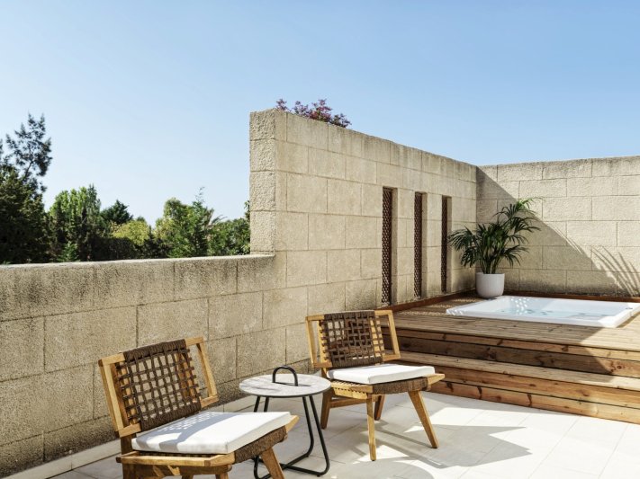 Aulus Lindos Rhodes, Curio Collection By Hilton Rodosz