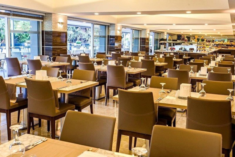 Alanya utazás Avena Resort & Spa