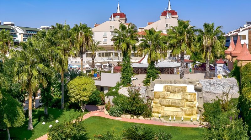 Belek utazás Aydinbey Famous Resort