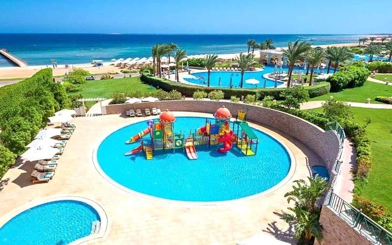 Hurghada utazás Baron Palace Sahl Hasheesh