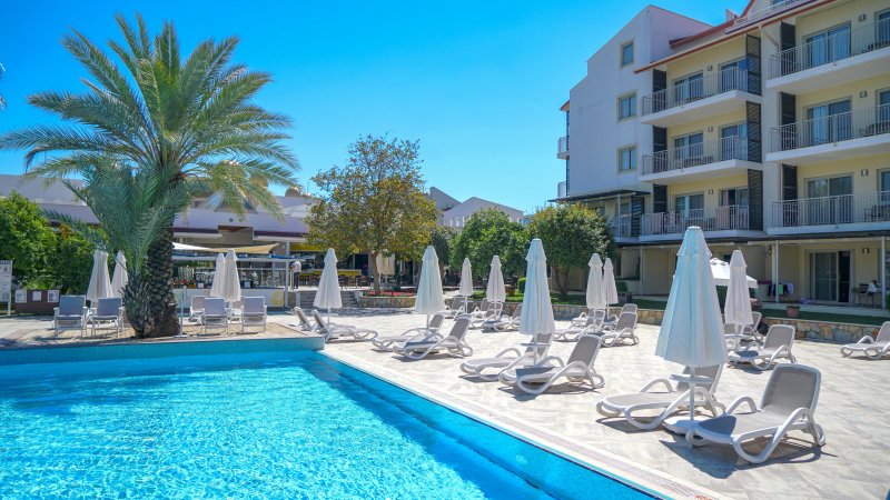 Barut B Suites Side