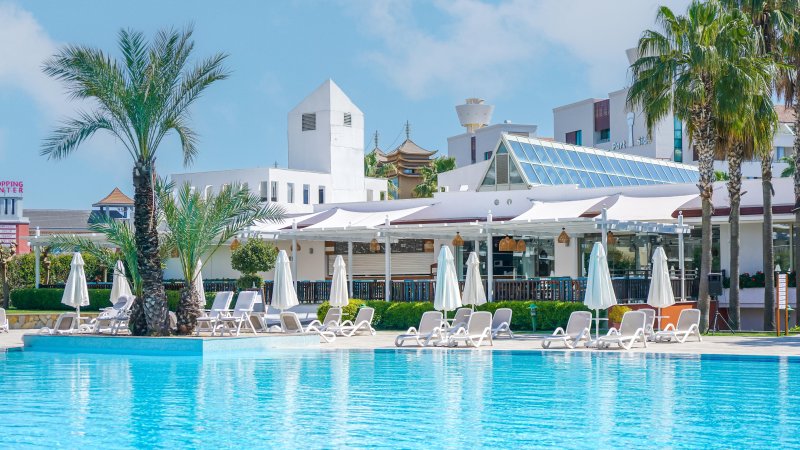 Barut B Suites Side