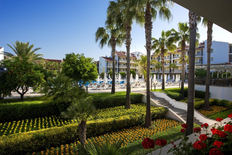 Barut B Suites Side