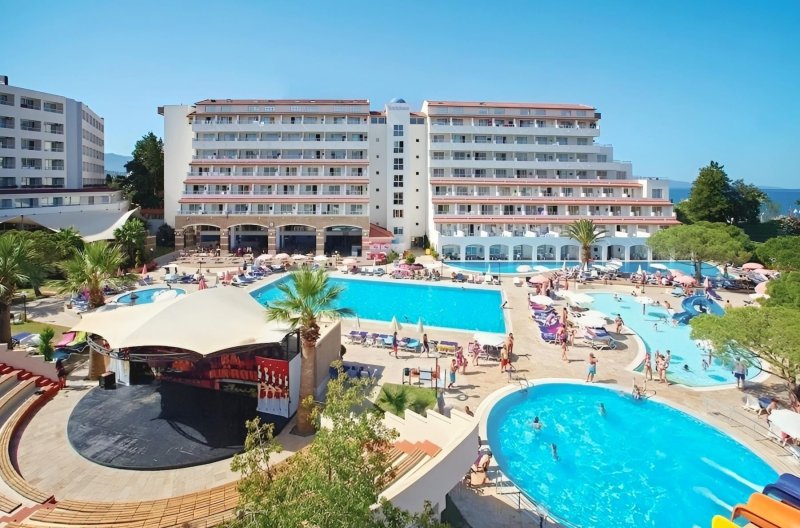 Kusadasi utazás Batihan Beach Resort