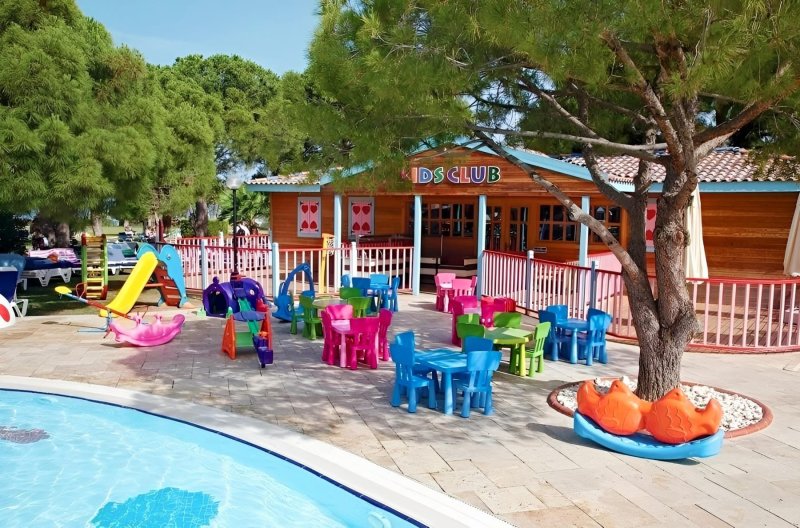 Kusadasi utazás Batihan Beach Resort