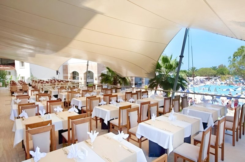 Kusadasi utazás Batihan Beach Resort