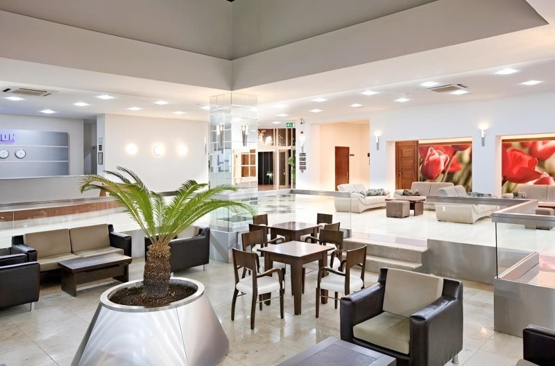 Batihan Beach Resort Kusadasi