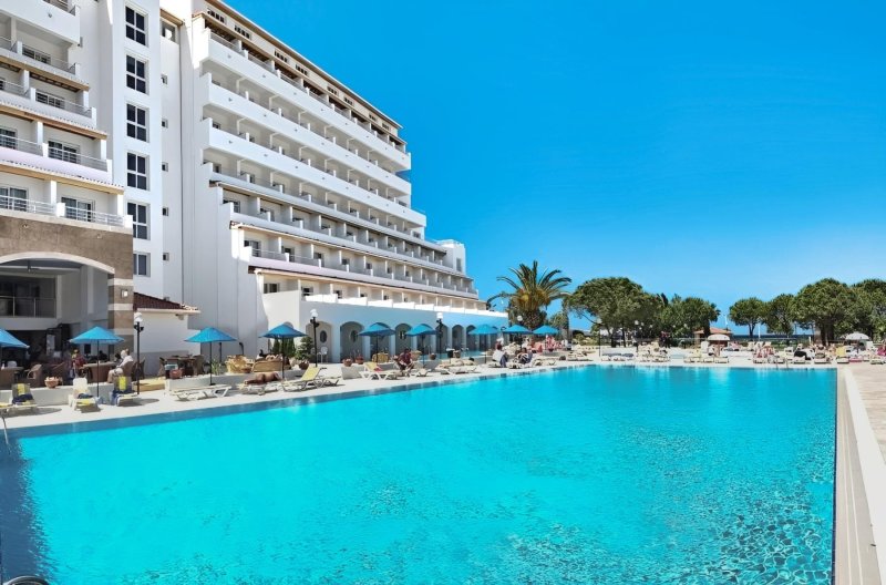 Batihan Beach Resort Kusadasi
