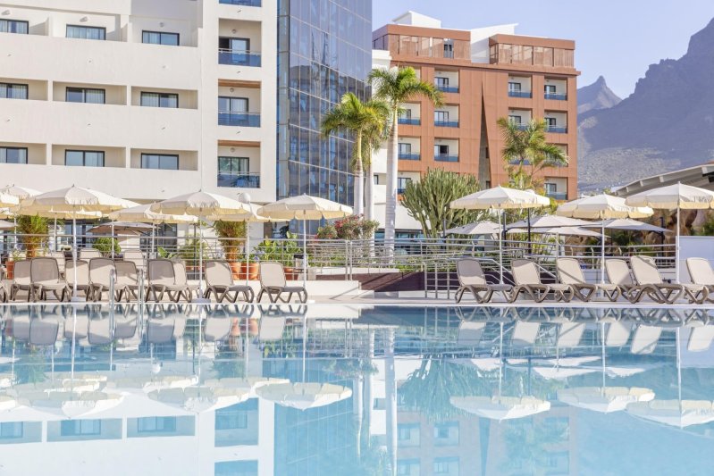 Tenerife Costa Adeje utazás Be Live Experience La Nina