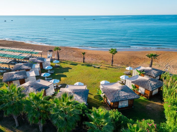 Bella Resort Side