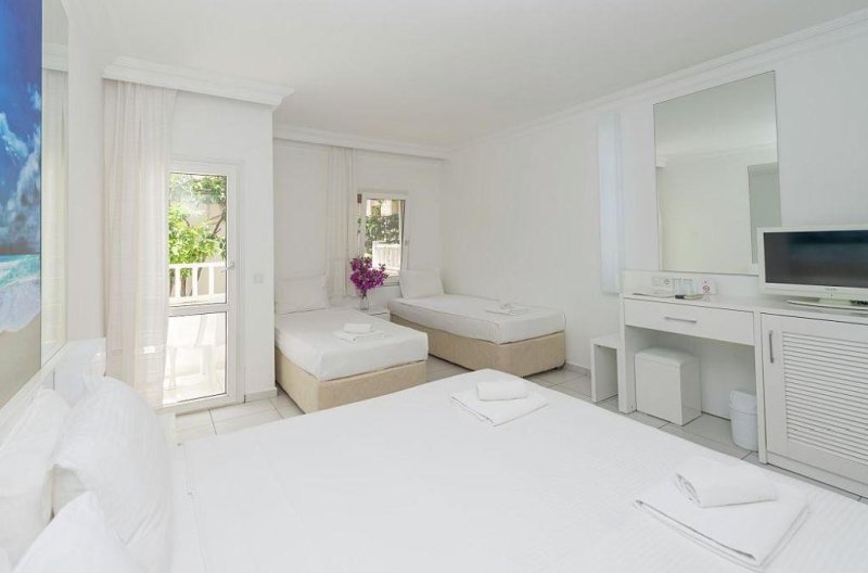 Kétágyas szoba két pótággyal