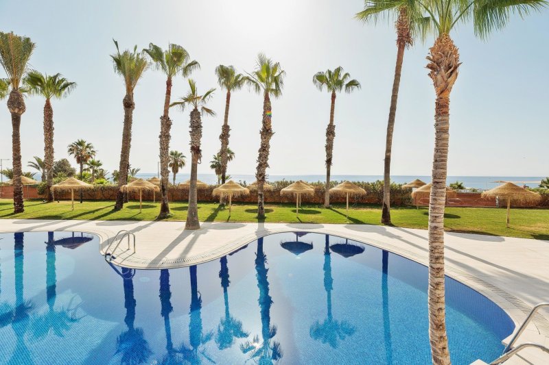 Costa de Almería utazás Best Oasis Tropical