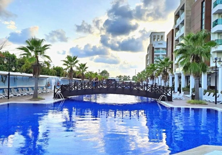 Side utazás Bieno Club Sunset