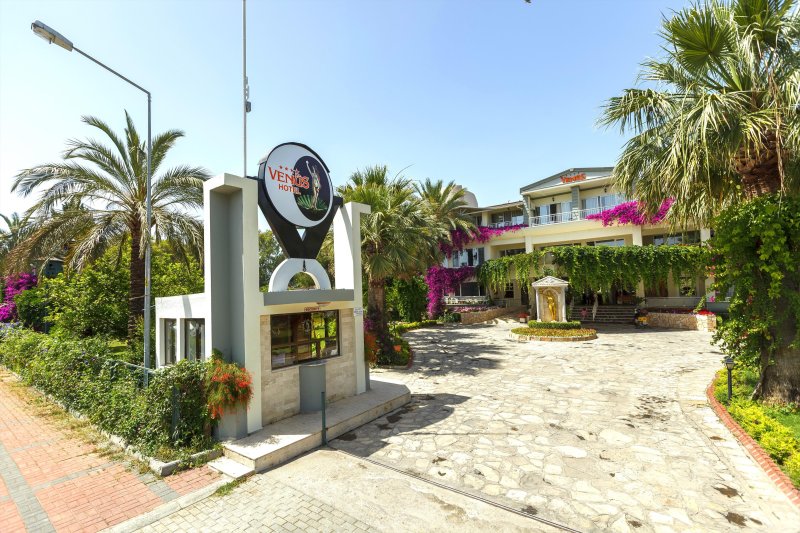 Bieno Venus Hotel & Spa Side