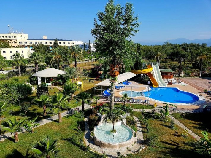Bieno Venus Hotel & Spa Side