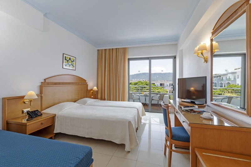 Rodosz Ialyssos utazás D Andrea Mare Beach