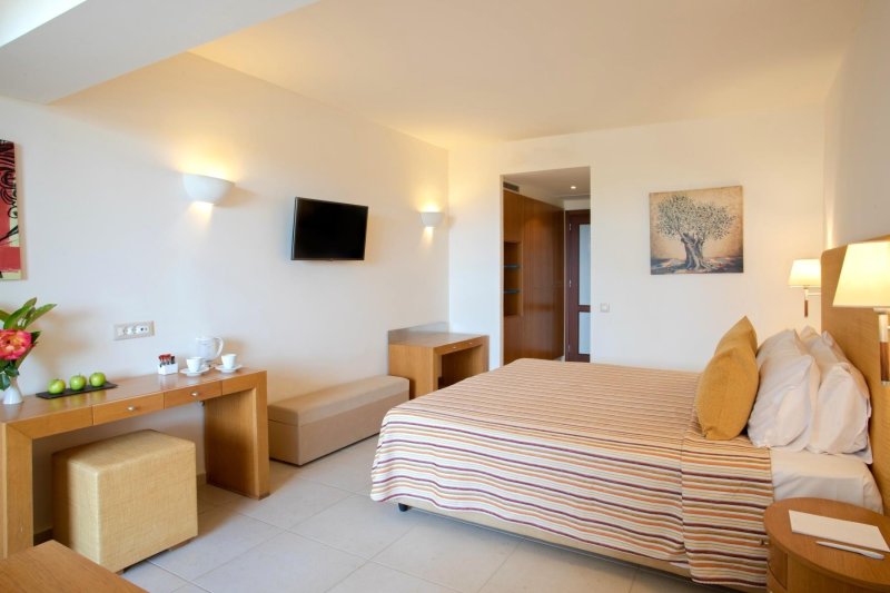 Kréta Stalis utazás Blue Sea Beach