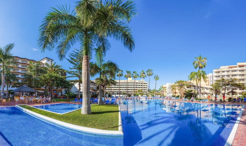 Tenerife Puerto de la Cruz utazás Blue Sea Puerto Resort