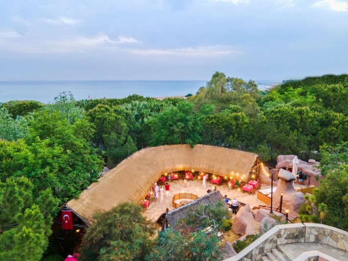 Side utazás Blue Waters Club