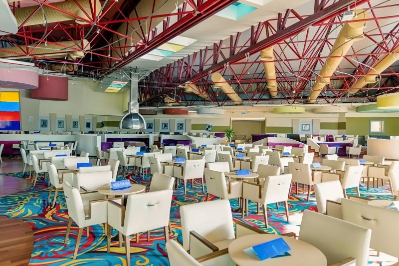 Blue Waters Club Side