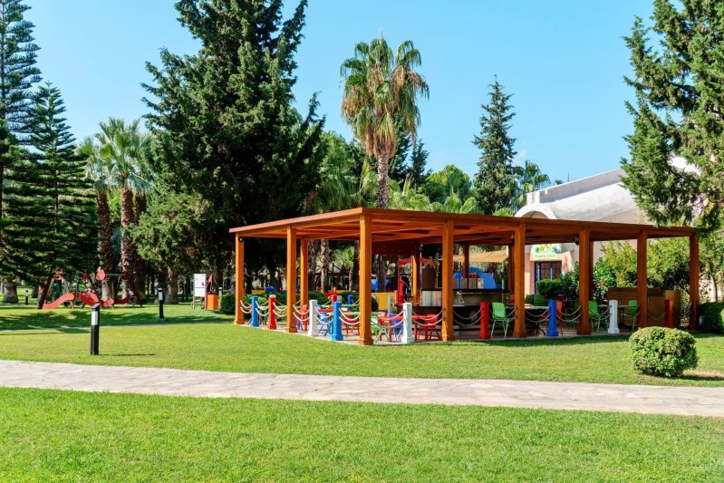 Side utazás Blue Waters Club