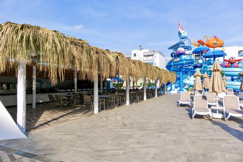 Alanya utazás Blue Wave Suite Hotel