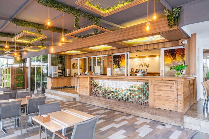 Alanya utazás Bora Bora Butik 