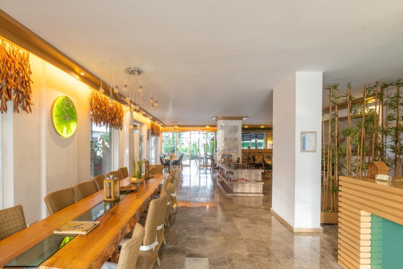 Alanya utazás Bora Bora Butik 