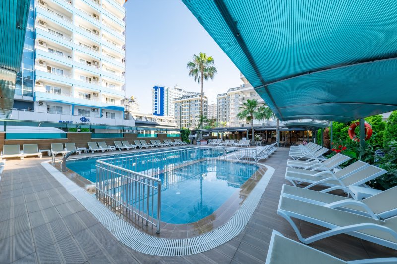 Alanya utazás Bora Bora Butik 