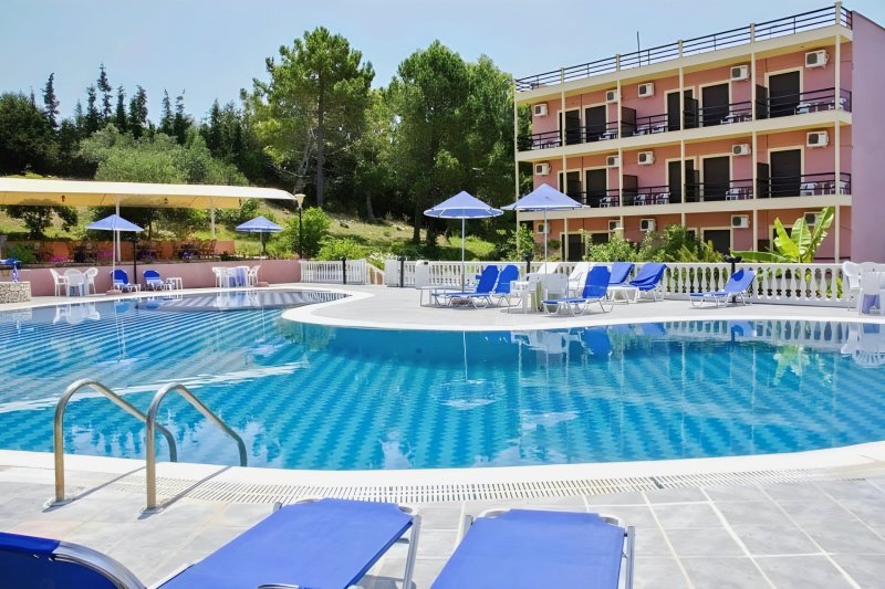 Peloponnészoszi-félsziget utazás Brati Arcoudi