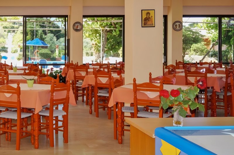 Peloponnészoszi-félsziget utazás Brati Arcoudi