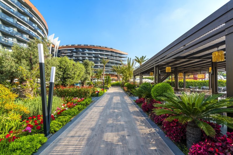 Kirman Calyptus Resort & Spa Side