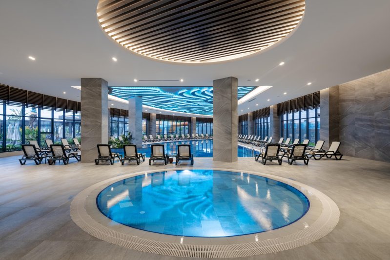 Kirman Calyptus Resort & Spa Side