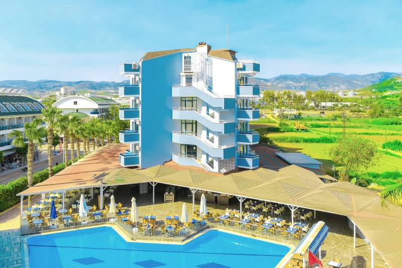 Alanya utazás Caretta Relax